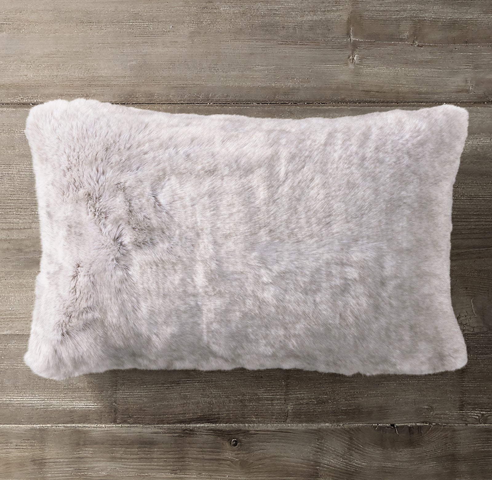 LUXE FAUX FUR PILLOW COVER - LUMBAR