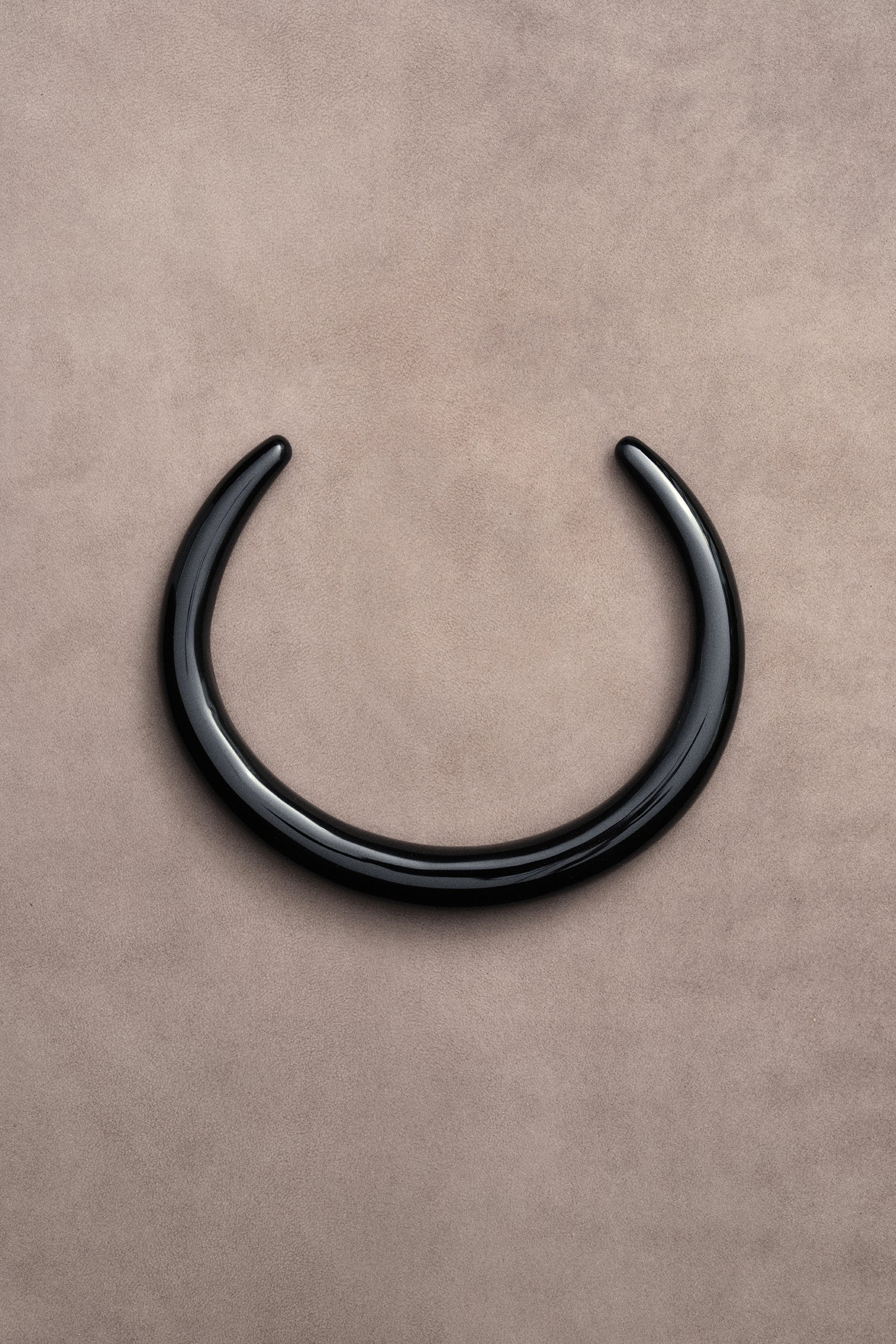 ONYX DREAM COLLAR