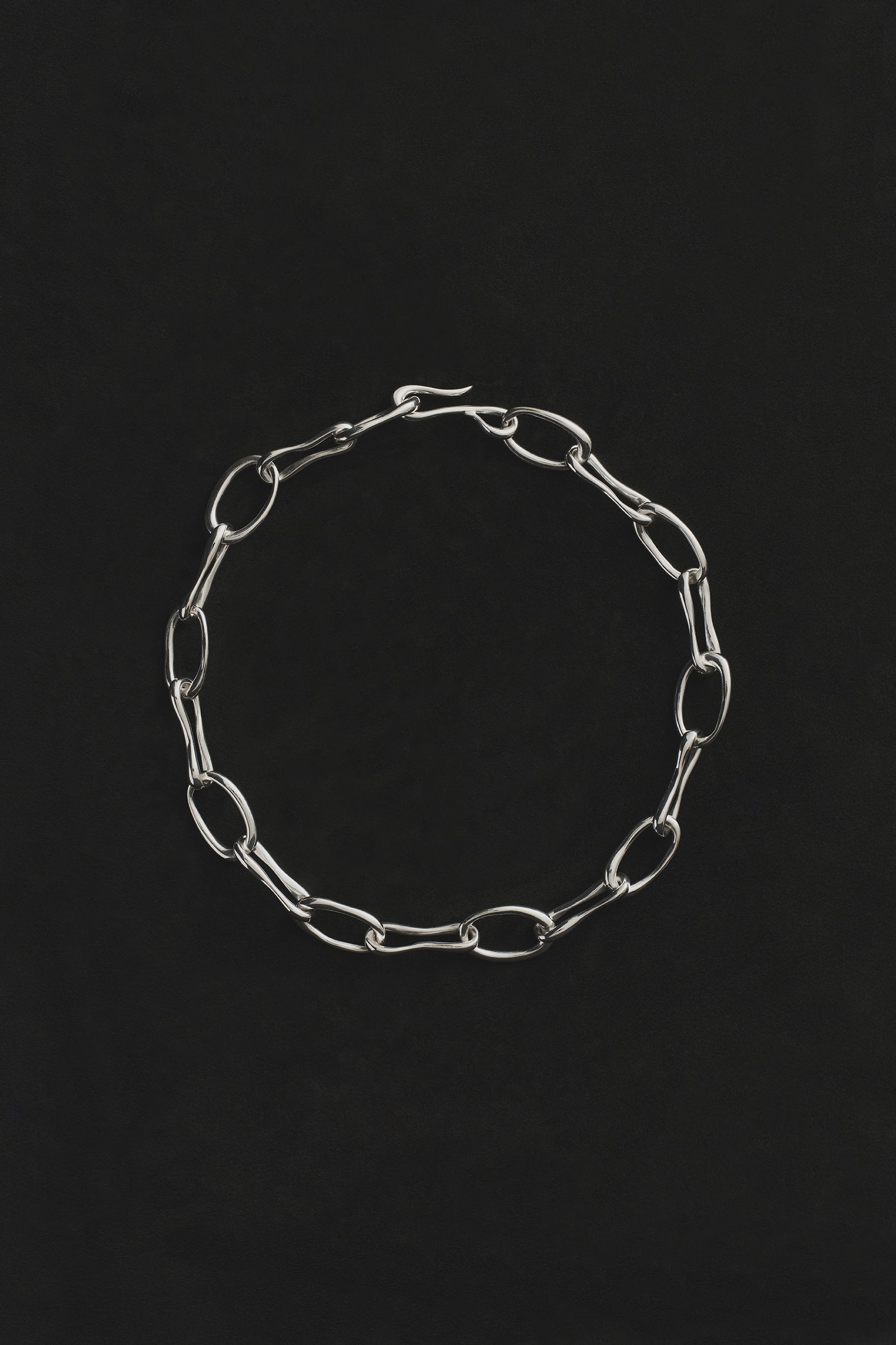 ROMAN CHAIN COLLAR