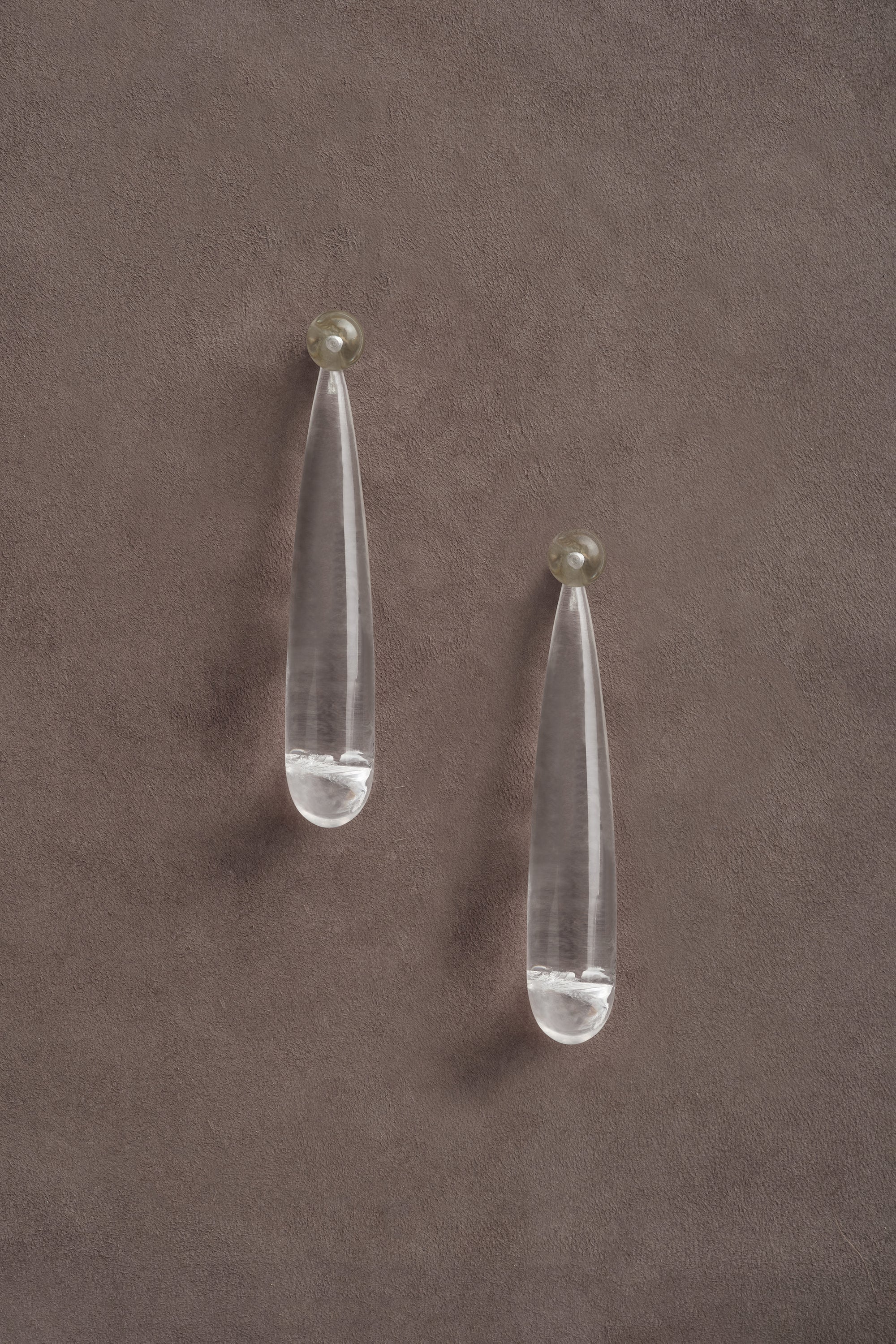 LARGE ANGELIKA EARRINGS IN QUARTZ