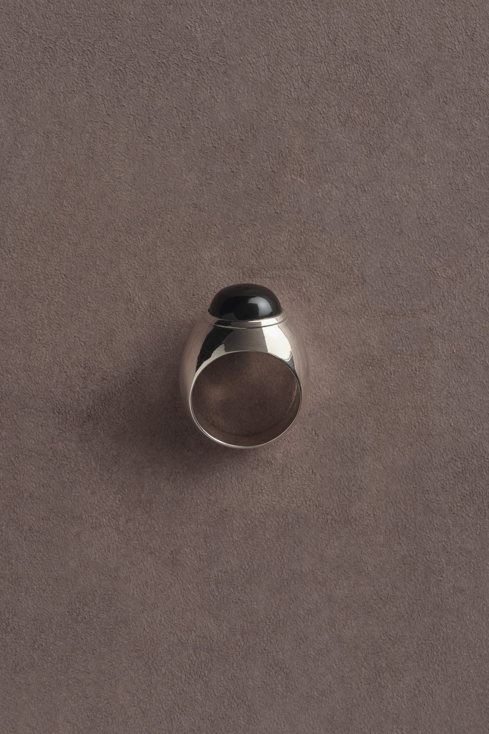 LARGE ONYX DEREN RING