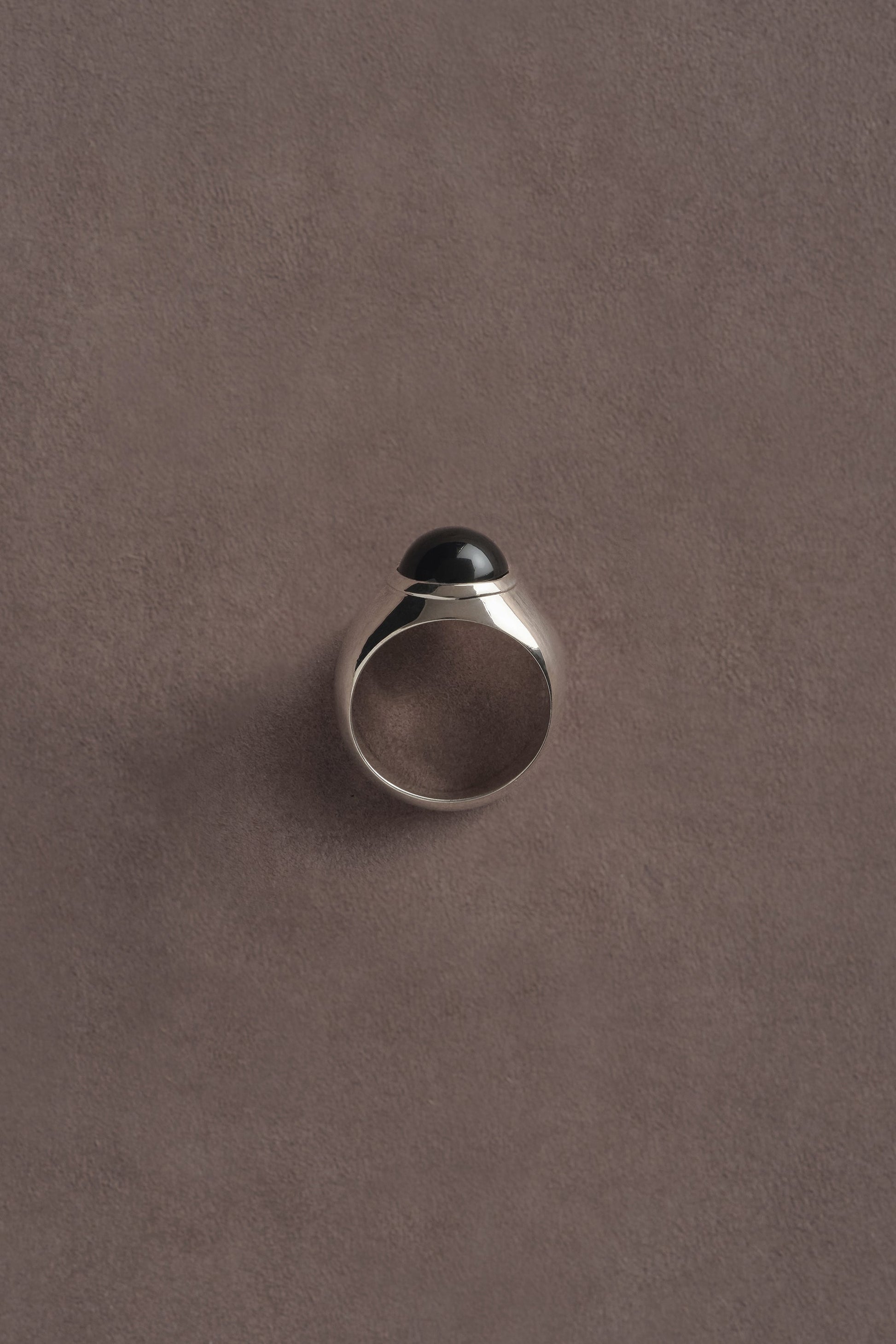 SMALL ONYX DEREN RING