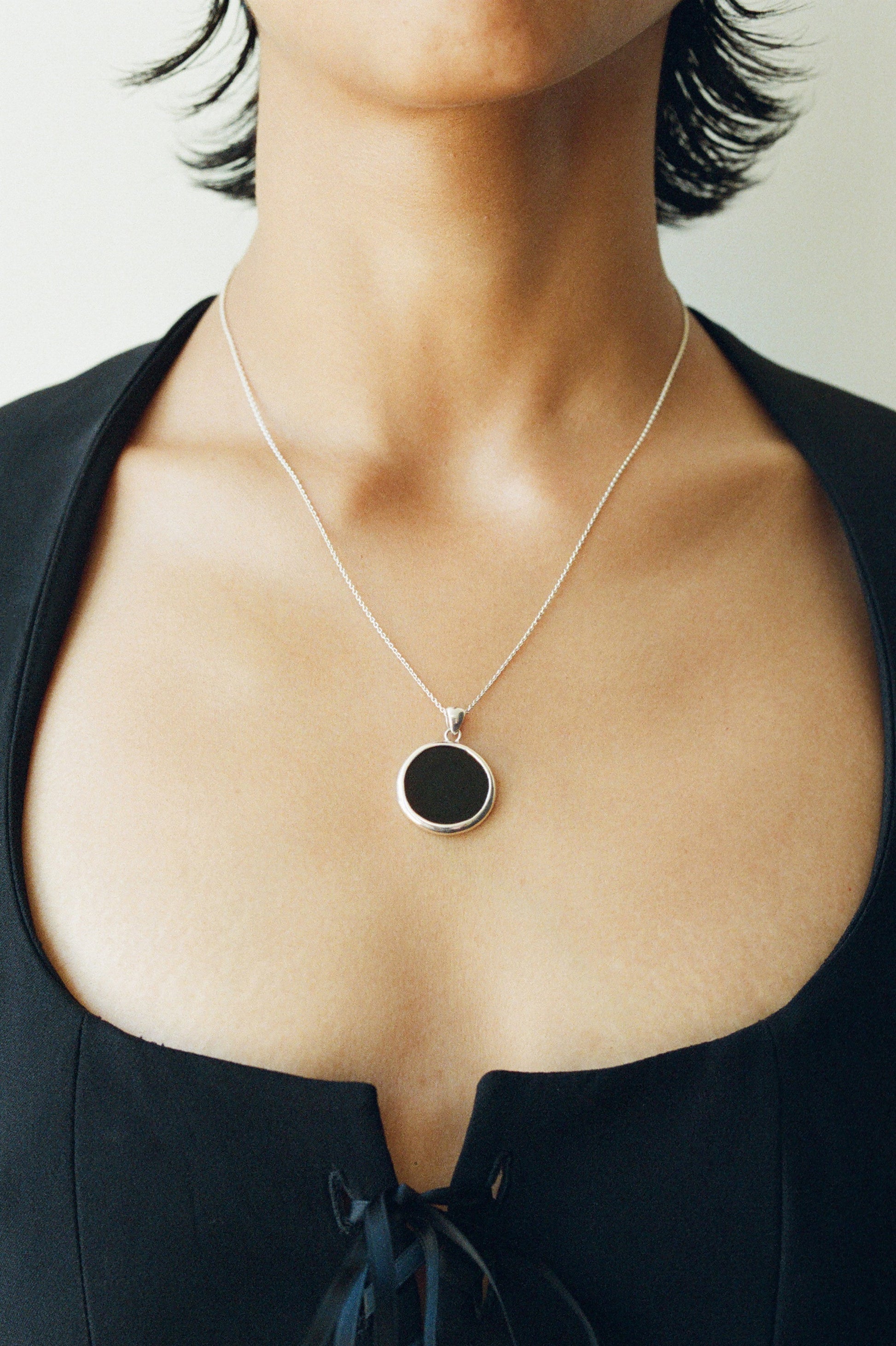 ONYX DEREN PENDANT