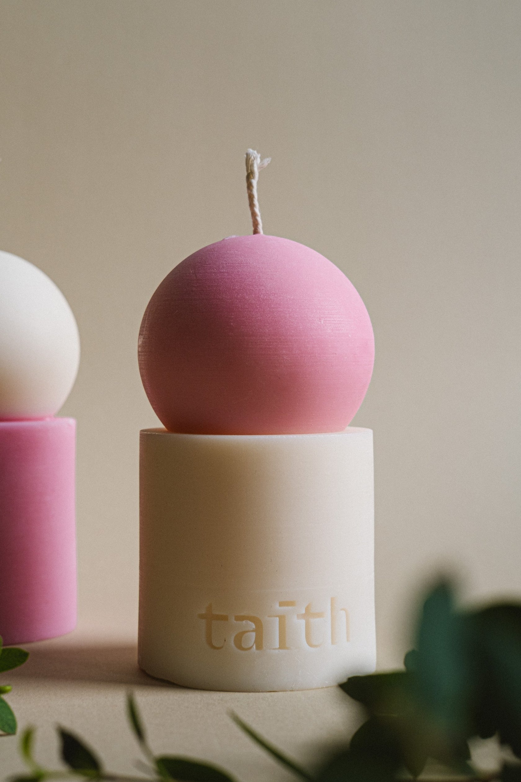 Lulu Candle pinky-cream