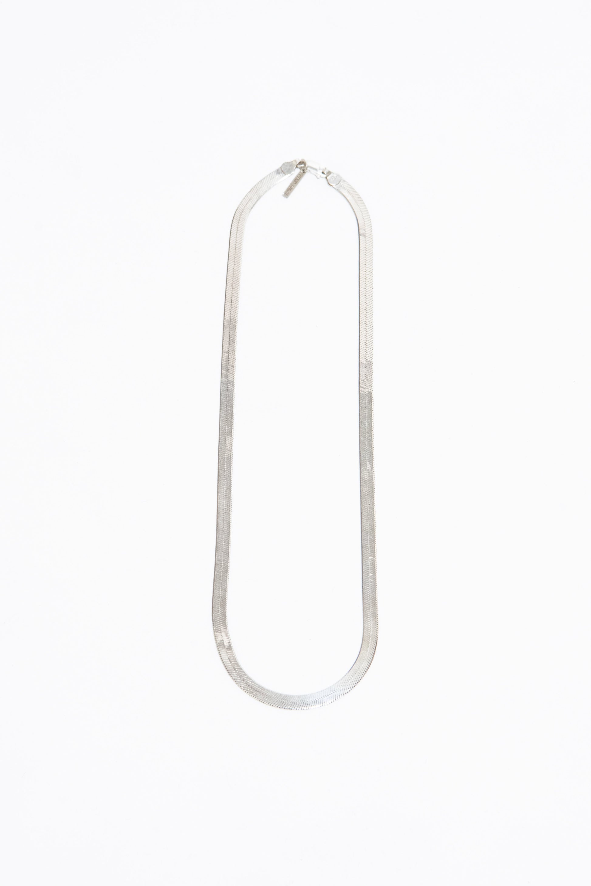 DOMINO CHAIN