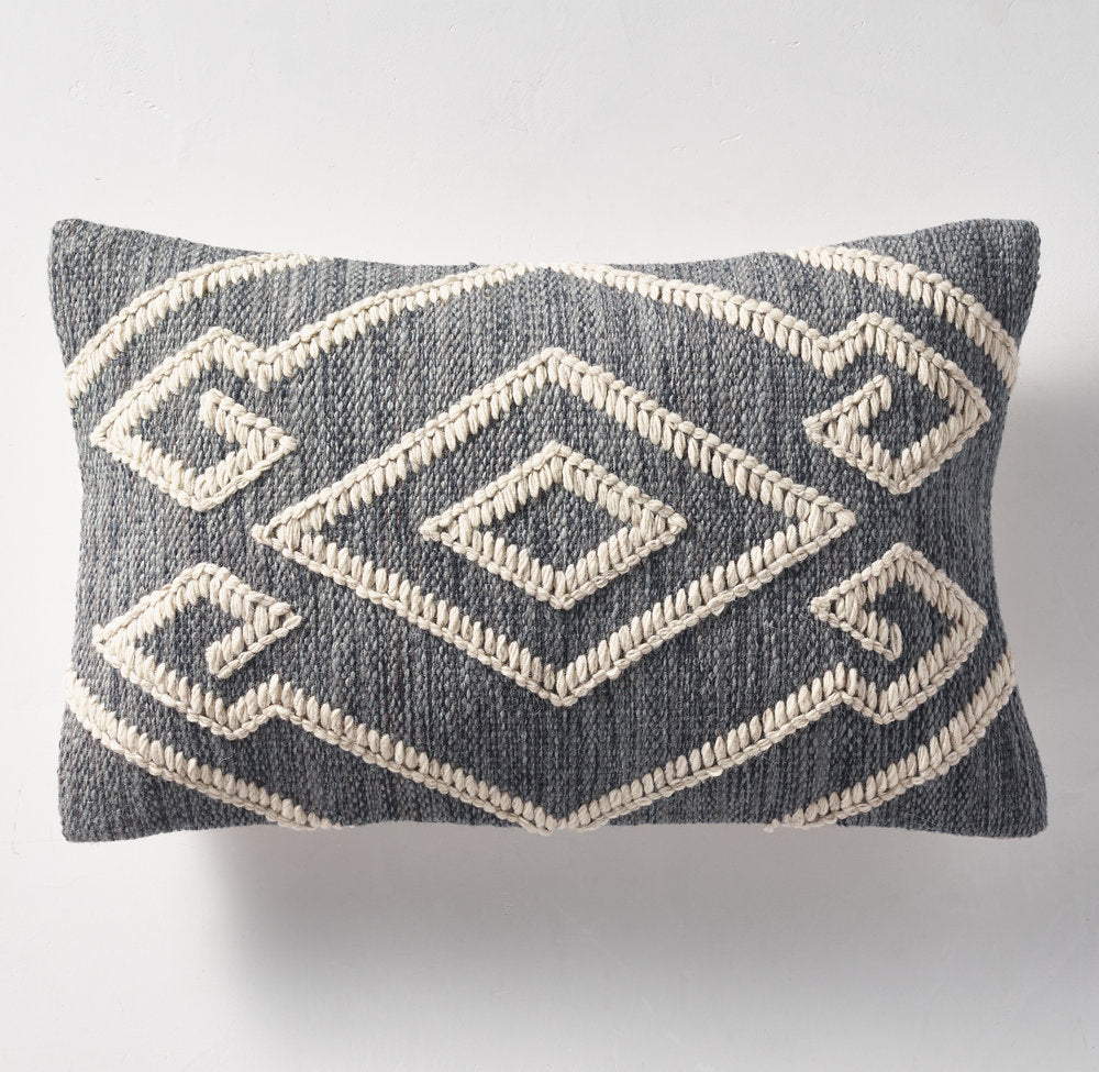 HANDWOVEN MÉLANGE FLATWEAVE GEO DIAMOND PILLOW COVER - LUMBAR